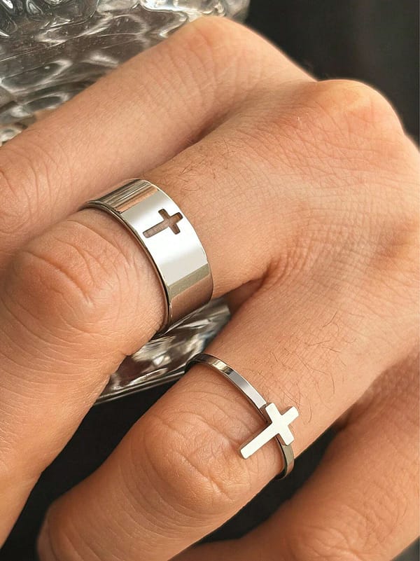 Anillo con Cruz